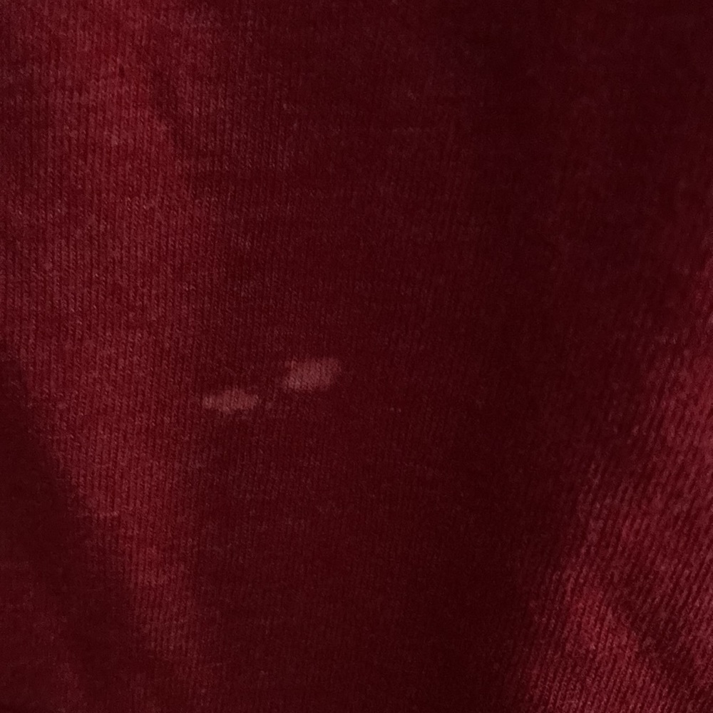 Basic Red Teeshirt - Picture 4 of 4